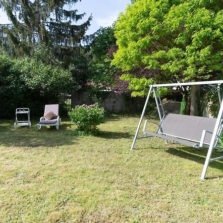 Les Pieds Dans L Herbe Meilhaud Екстериор снимка
